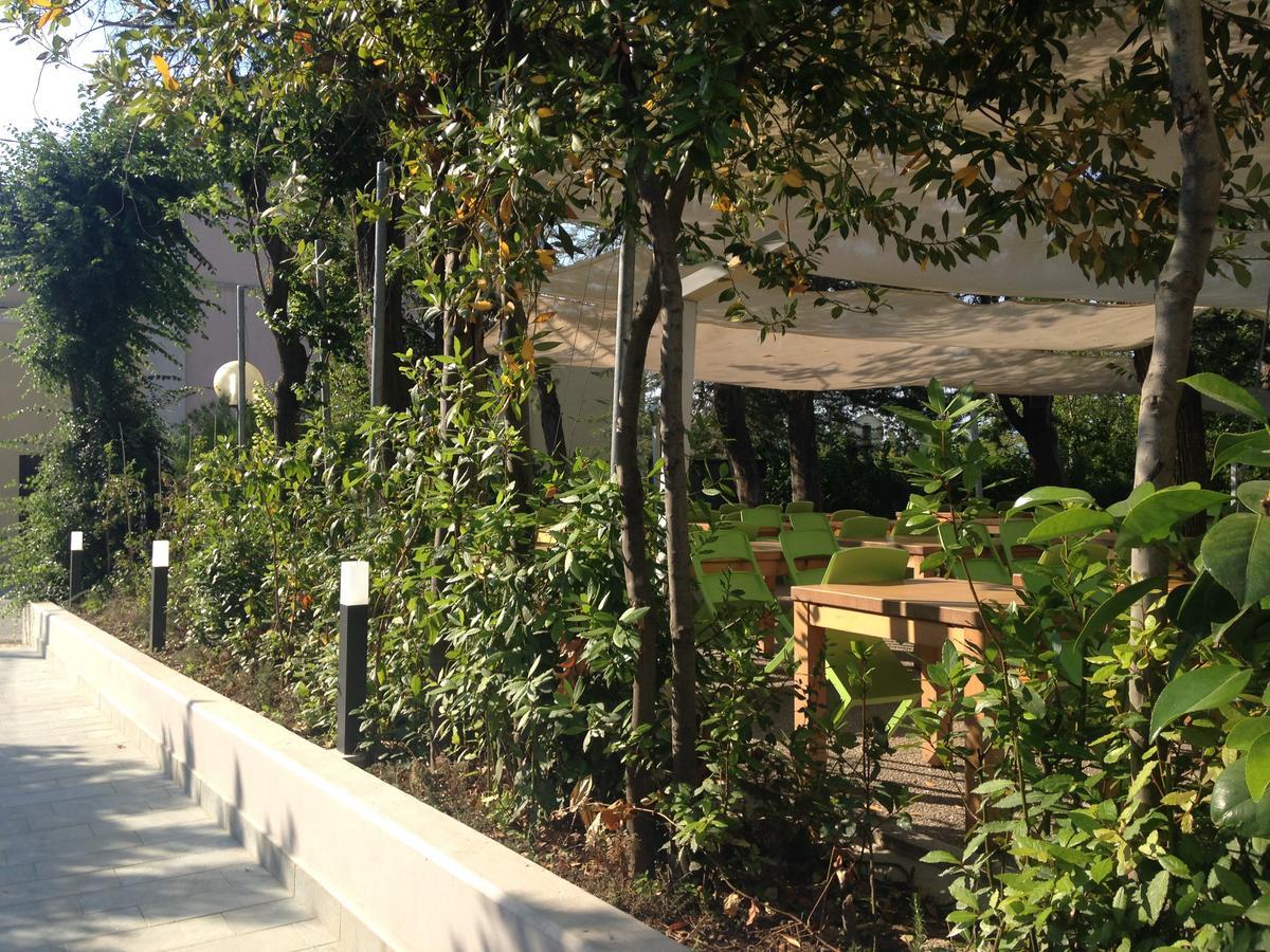 耶西Tabano Ristorante-Casolare住宿加早餐旅馆 外观 照片